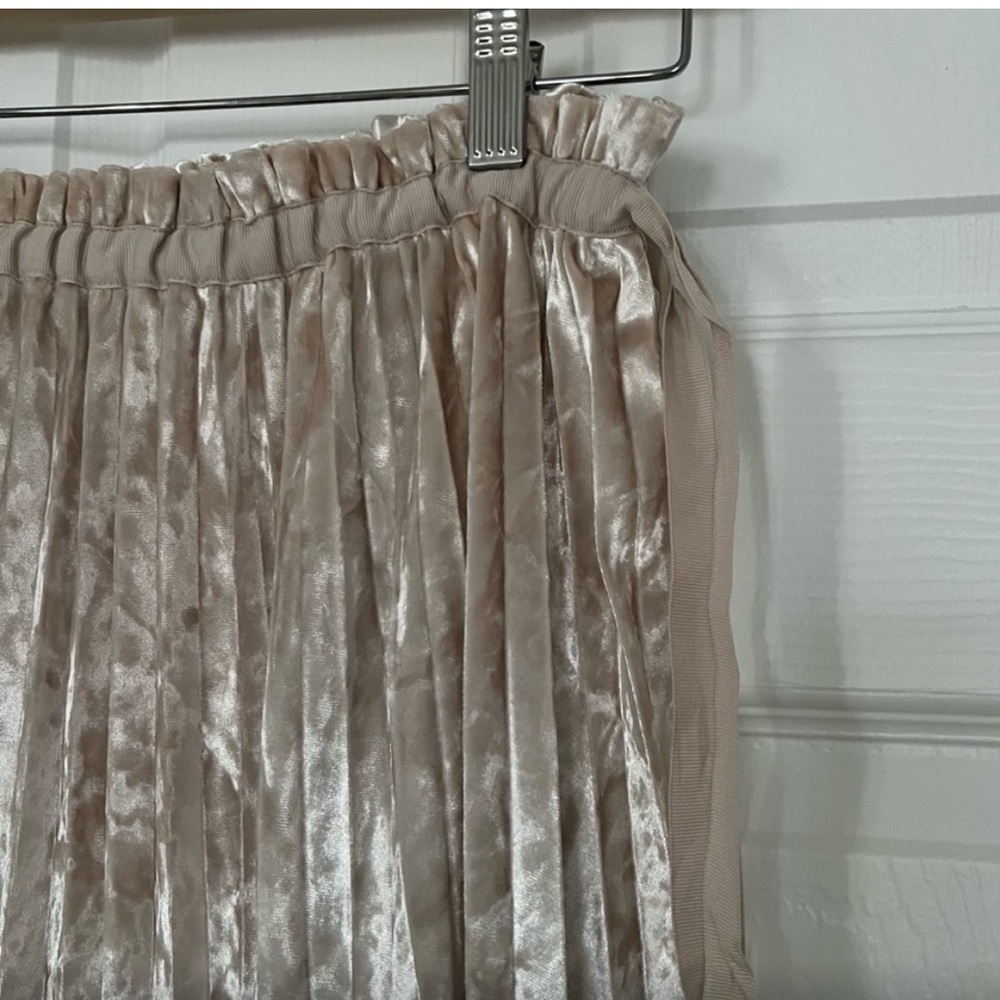 LC Lauren Conrad Velvet Cream A-Line Skirt - Picture 4 of 6